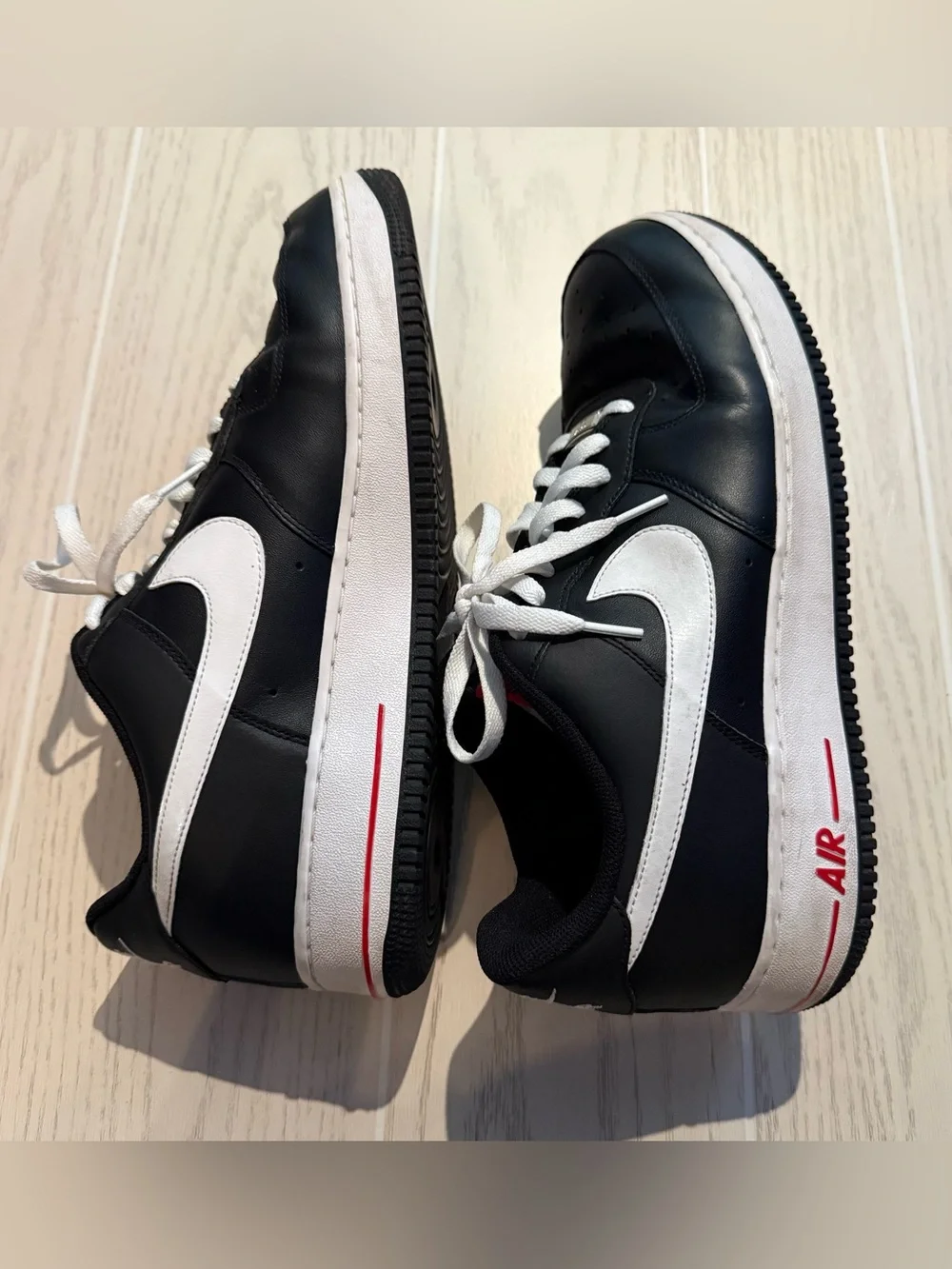 Nike Air Force 1 Low Men’s 13 Black White Red Leather Sneakers